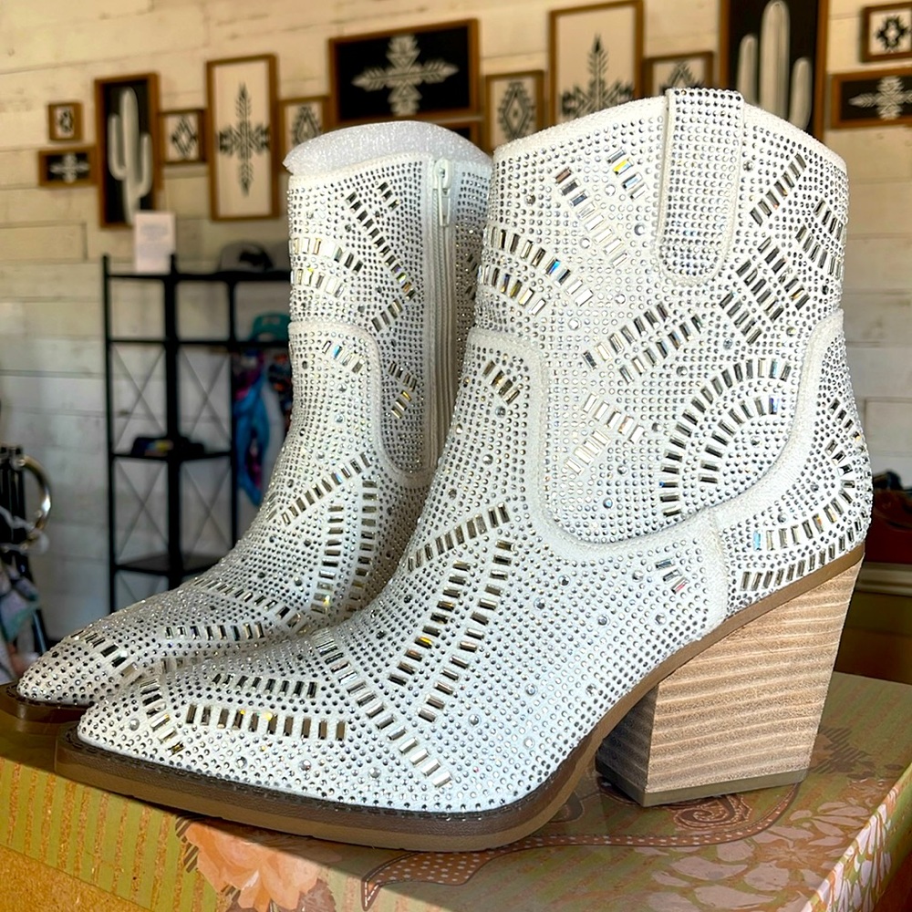 Maze Bootie